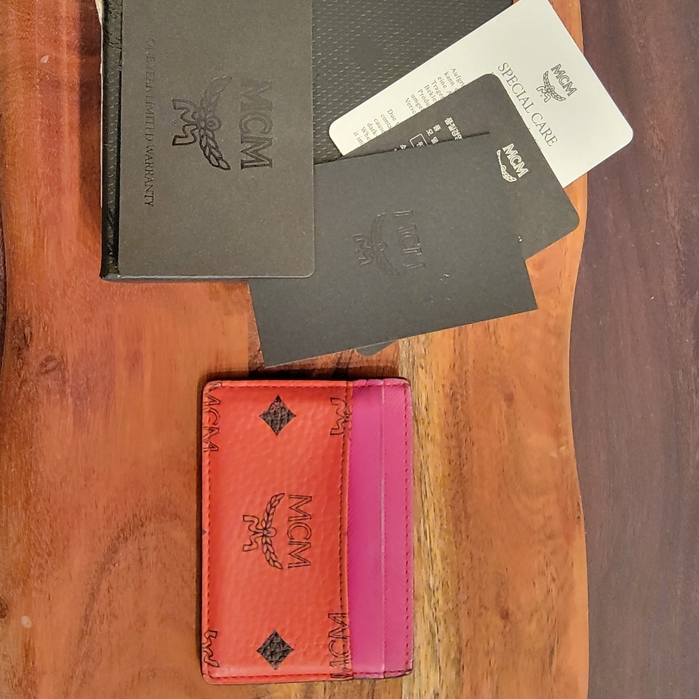 MCM card holder